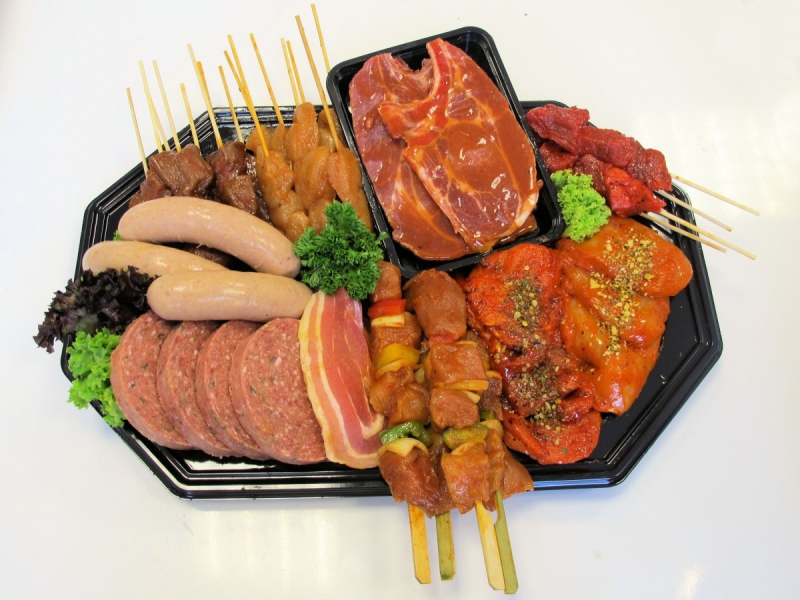 boucherie-LA MARTRE-min_bbq_butcher_shop_supermarket_meal_party-766127